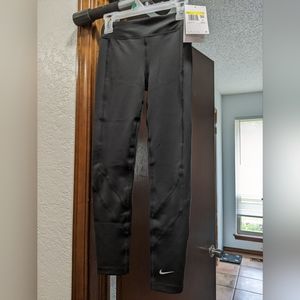 Small Black Nike Leggings - Girl's NWT